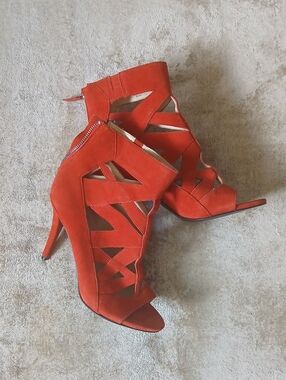Nine West Heeled Cage Booties Size 8.5 In Orange Red
